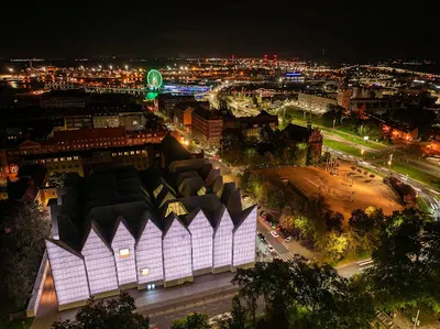 Studio filmowe ROYAL PICTURES